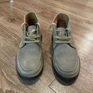 Drakes Crosby Moc-Toe Chukka Boot Sand Suede